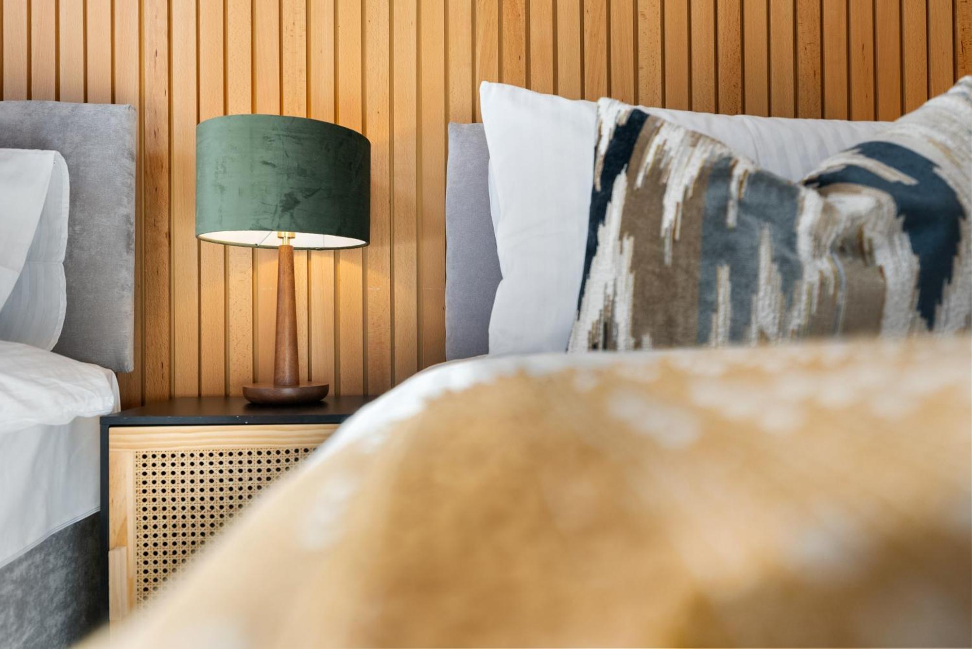 4-Bedroom Stunning Luxe, Spacious & Stylish Design House Bolton, Sleeps 11, With Parking Central Bolton, Links To Manchester, Pet-Friendly, Best For Groups! Work Contractors And Summer Special Offer! - By Blue Puffin Stays Farnworth Exterior photo